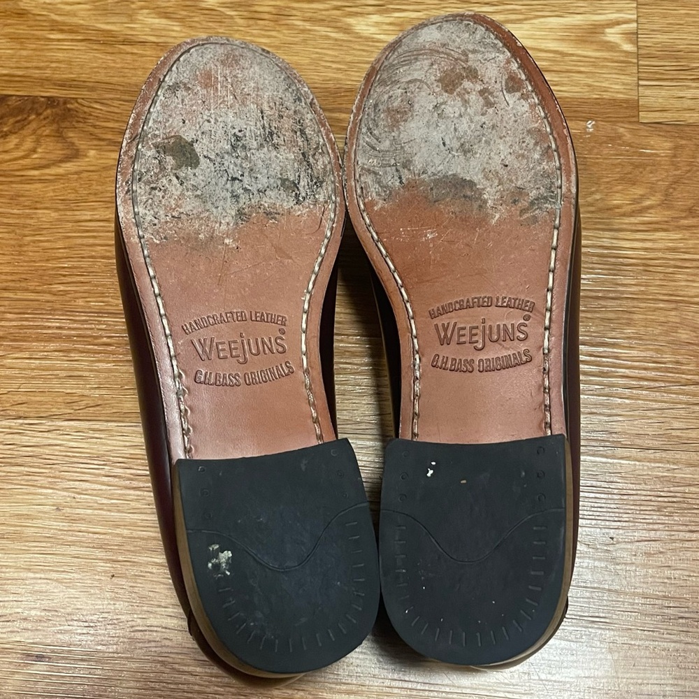 Ladies G.H. Bass Whitney Weejuns Penny Loafer, Dark Leather, Size 7 M - Picture 6 of 8